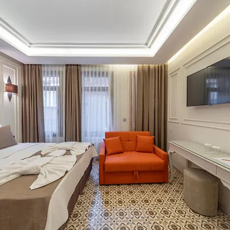 Hotel Pera Luna Premium *