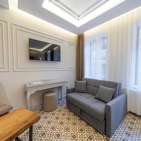 Hotel Pera Luna Premium