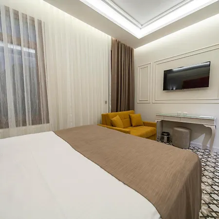 Pera Luna Premium Hotel *
