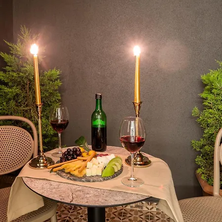 Hotel Pera Luna Premium