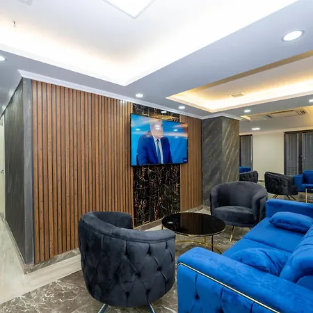 Skystar Deluxe Hotel