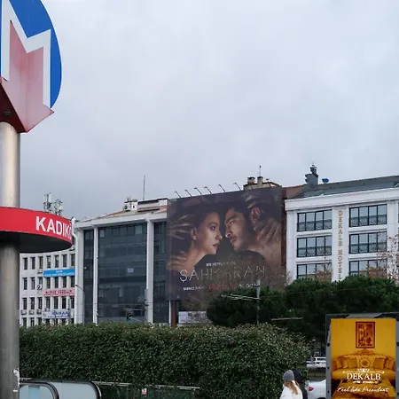 Ξενοδοχείο Dekalb