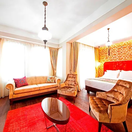 Hippodrome Hotel