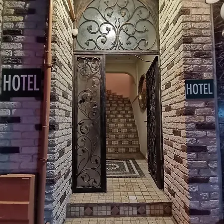 Taksim Sato