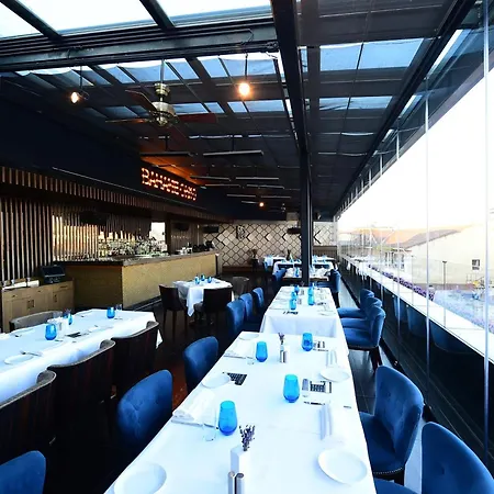 10 Karakoy Отель Стамбул