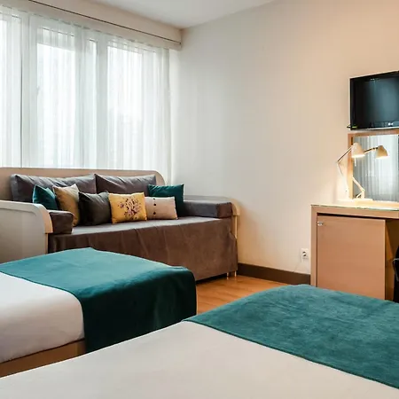 Cheya Besiktas Bosphorus Center & Hotel 3*