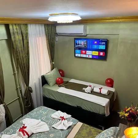 Royal Old City Hotel