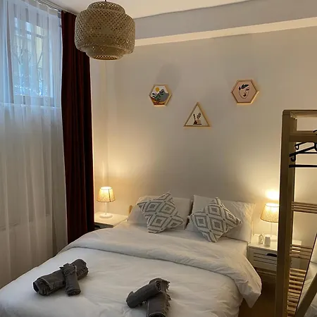 Modern 2 Bedroom Flat In Cihangir * Istanbul