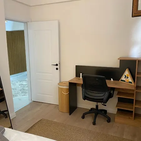 Modern 2 Bedroom Flat In Cihangir