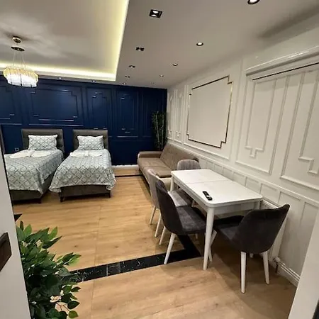 Apartment The Cozy, Below Street Floor