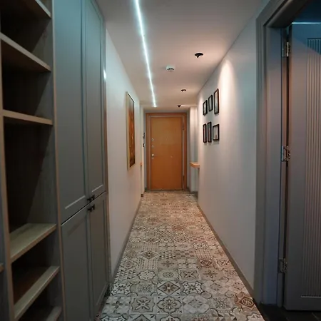 Dream House 22 Aparthotel *