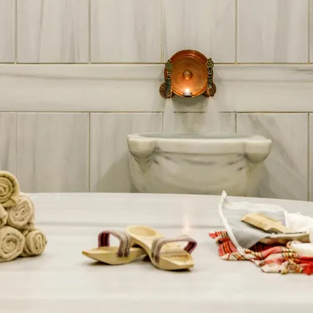 Hotel Vicenza Old City 4*
