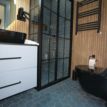Dream House 22 *