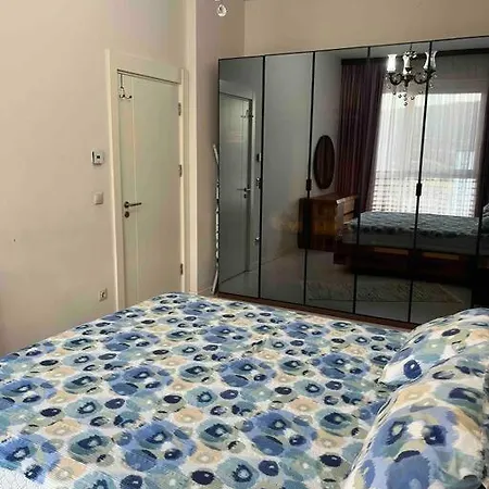 Apartment Cukurova Balkon Buyuk 1+1 Istanbul