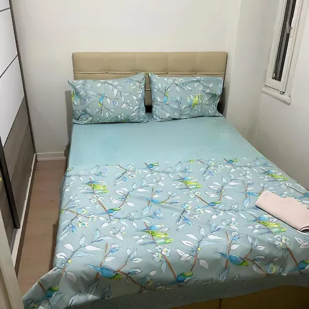 Big And Full In Sisli Near Taksim *