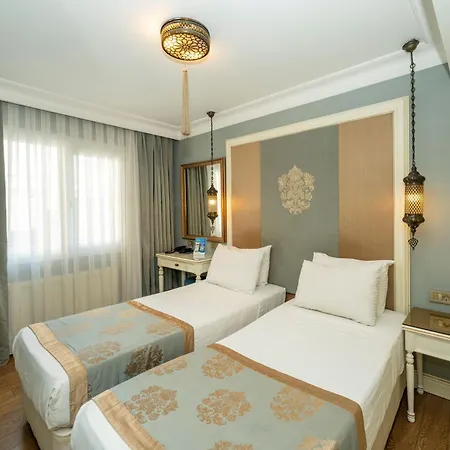 Otel Raymond Blue