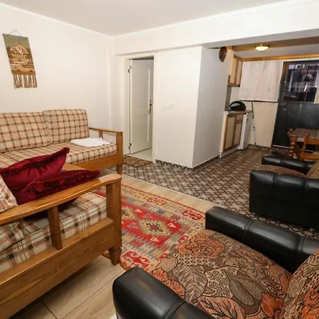 Magnolia Suites Apartment