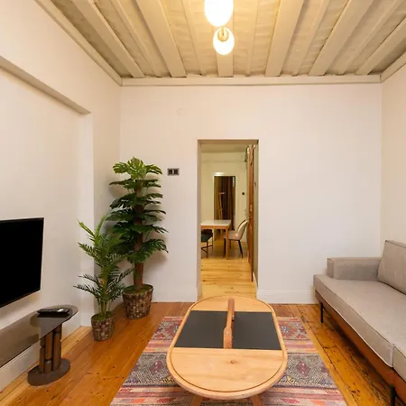 Apartment Maison Chic : Newly Renovated 3br In Center *