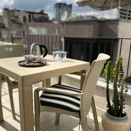 Besiktas Guest Hotel *