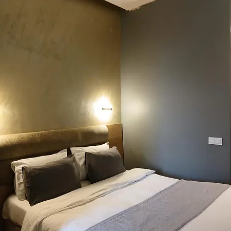 Mayata Gallery Aparthotel