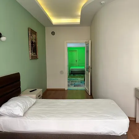Magnolia Suites Apartment