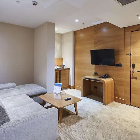 Doubletree By Hilton - Tuzla Hotel