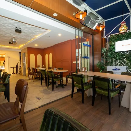 Raymond Blue Otel 3*