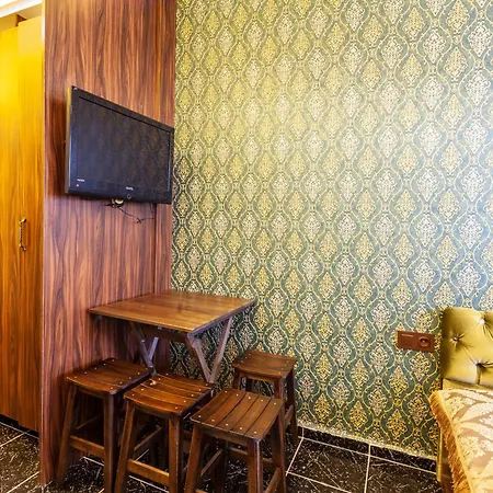 Hotel apartamentowy Rose Mansion By Otantik *