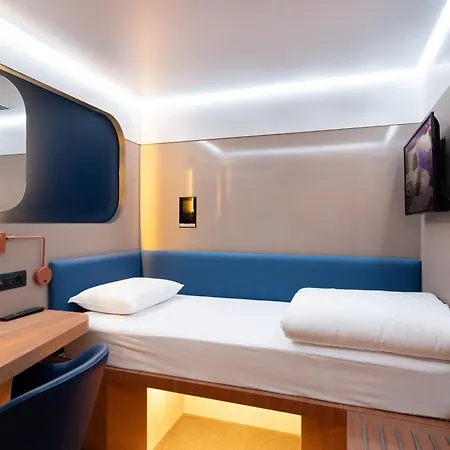 Yotelair Airport, Duty Free - International Transit Area מלון איסטמבול