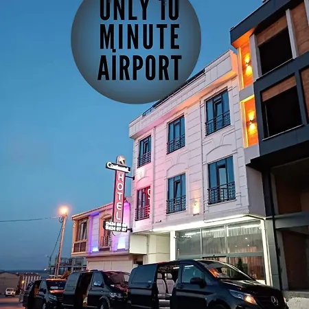 Continental Airport Hotel 3*