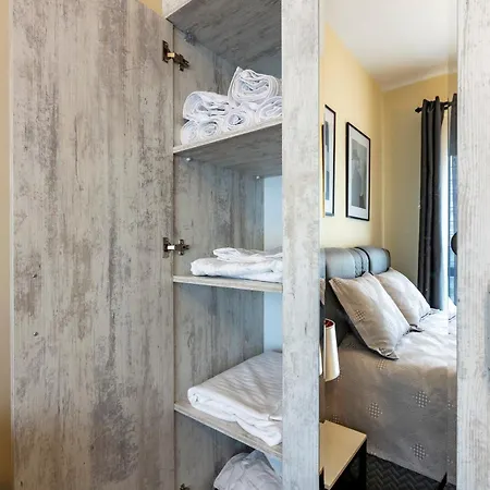 212 Outlet Karsisinda Lux N7 *
