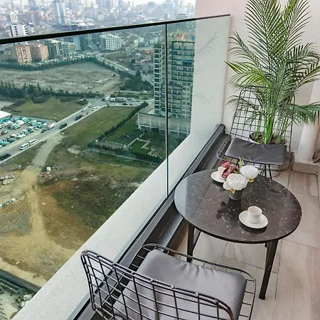 Apartment 212 Outlet Karsisinda Lux N7 *