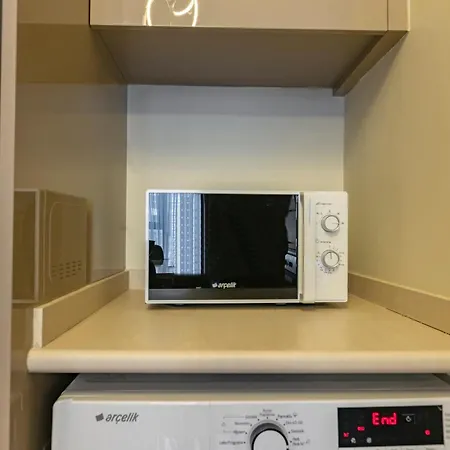 212 Outlet Karsisinda Lux N7 *