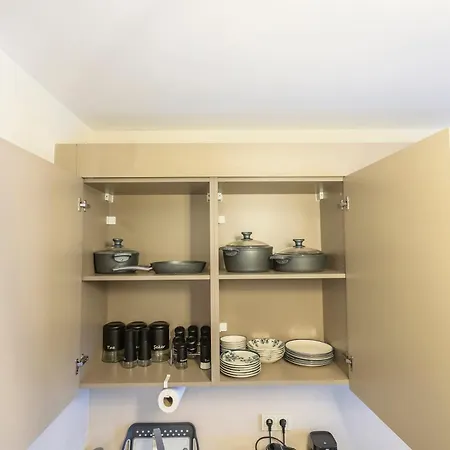 212 Outlet Karsisinda Lux N7 Apartment *