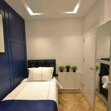 Town Apartment Istanbul