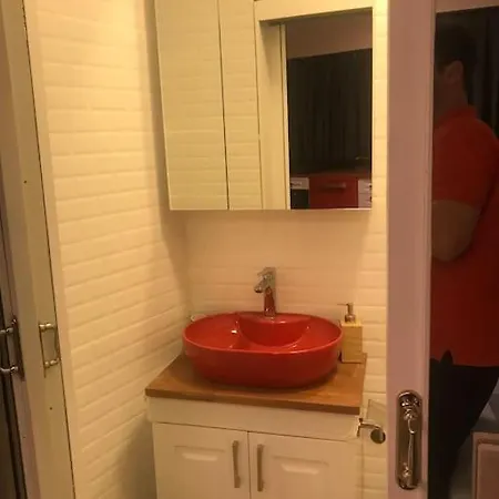 Beautiful,tiny In The Heart Of Nisantasi Apartment