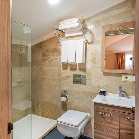 Hotel Orya 2*