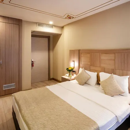 Hotel Orya