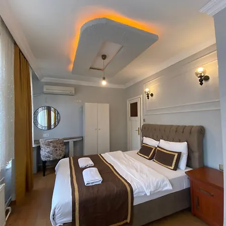 Ramo's Aparatments & Apartment