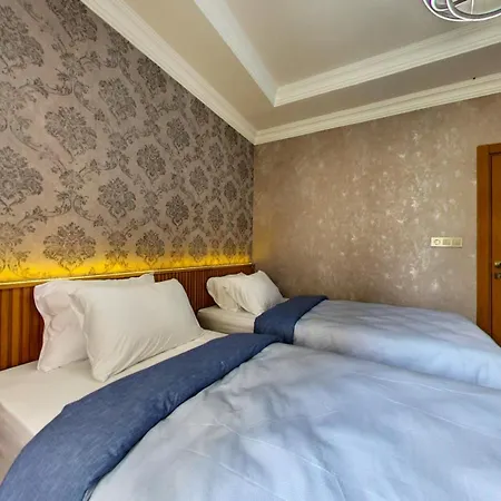 Denis Suit Apart * Istanbul