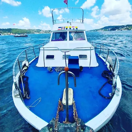 Botel Kmtyachtstanbul *