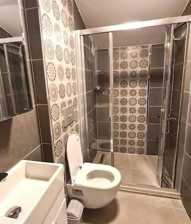 Hotel Social House Mil *