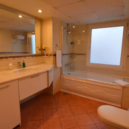 Aparthotel Tempo Gayrettepe 4*