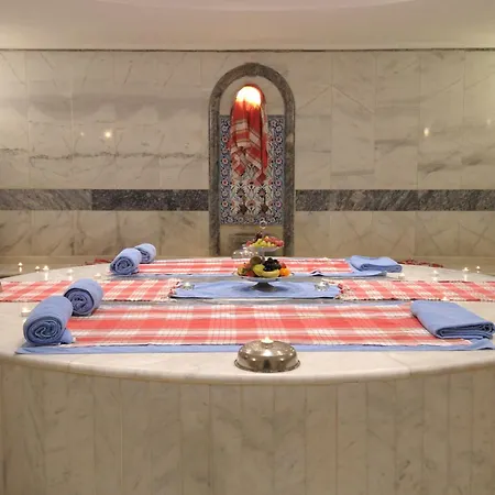 Hotel Taksim Gonen 4*