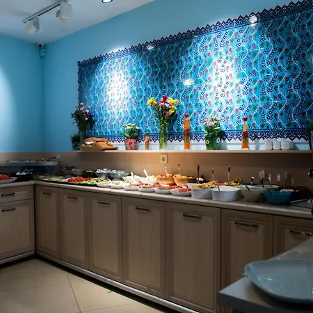 Отель Tashkonak 3*