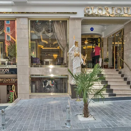 Hotel Glorious 4*