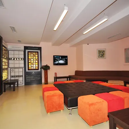 Hotel Han Hotel 2*