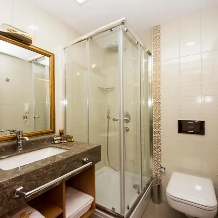 Hotell Aprilis - Special Category 4*
