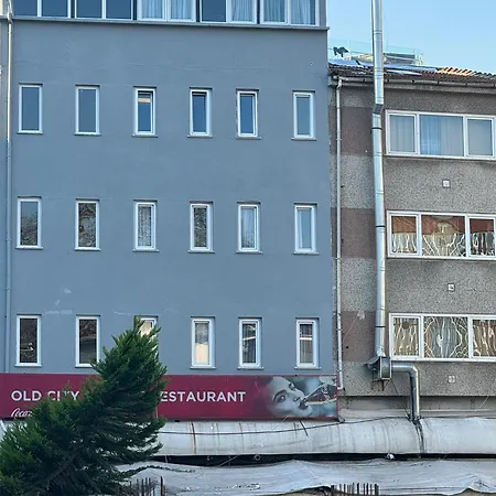 Hotel Garden House 2*