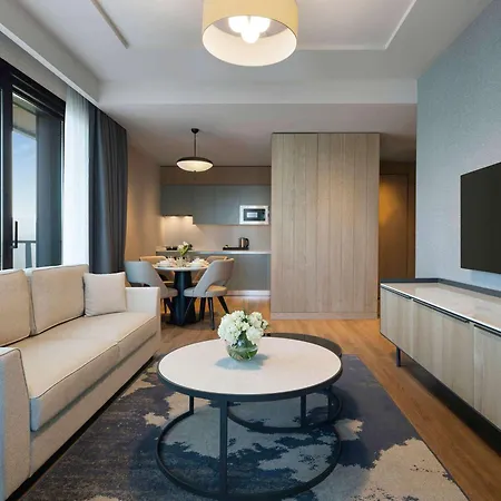 Hotel Movenpick Living Camlivadi